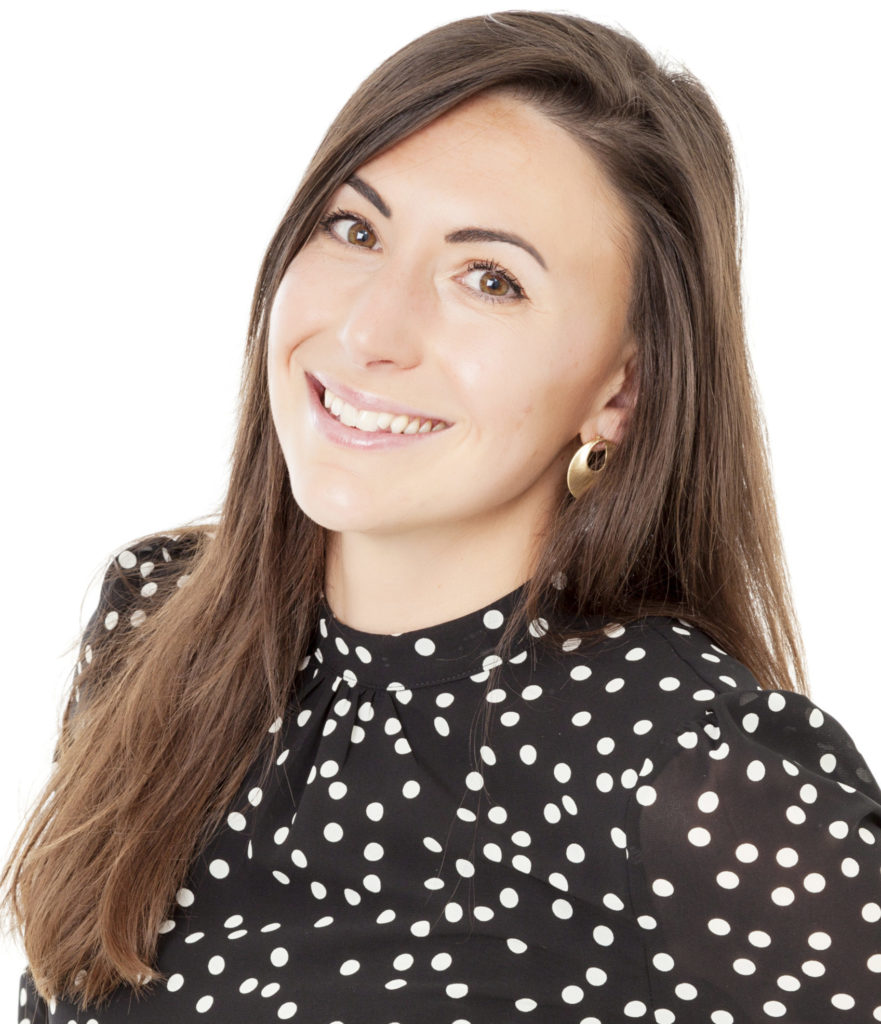 19530151-220-scaled-e1585314925197-881x1024 19530151-220-scaled-e1585314925197-881x1024